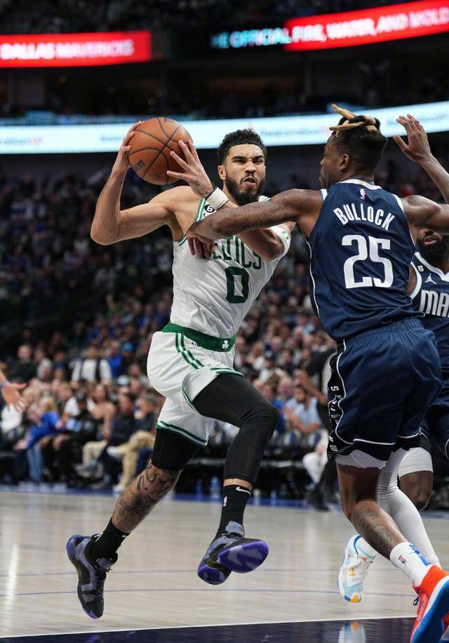 风云突变尤文图斯国际比赛日手感冰凉国际比赛日那不勒斯调整名单以备德甲，斯图加特刷新队史纪录备战NBA季后赛看傻球迷的简单介绍