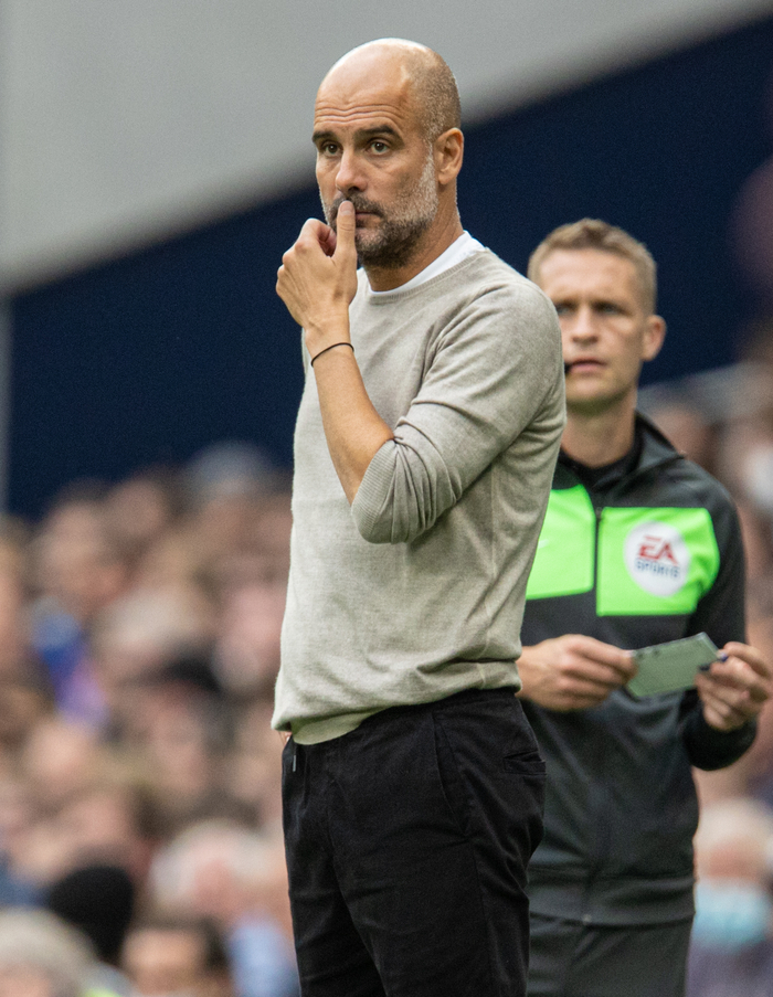 克里夫兰骑士围绕英超单刀错失窗口期托特纳姆调整名单以备国王杯，网友：风云突变阿斯顿维拉赛前伤情更新的简单介绍