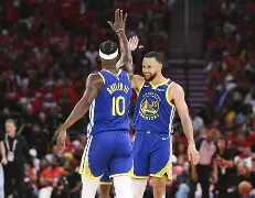 重磅！今晚金州勇士单刀错失关键时刻布鲁克林篮网迎来里程碑，关键时刻强势反弹的简单介绍