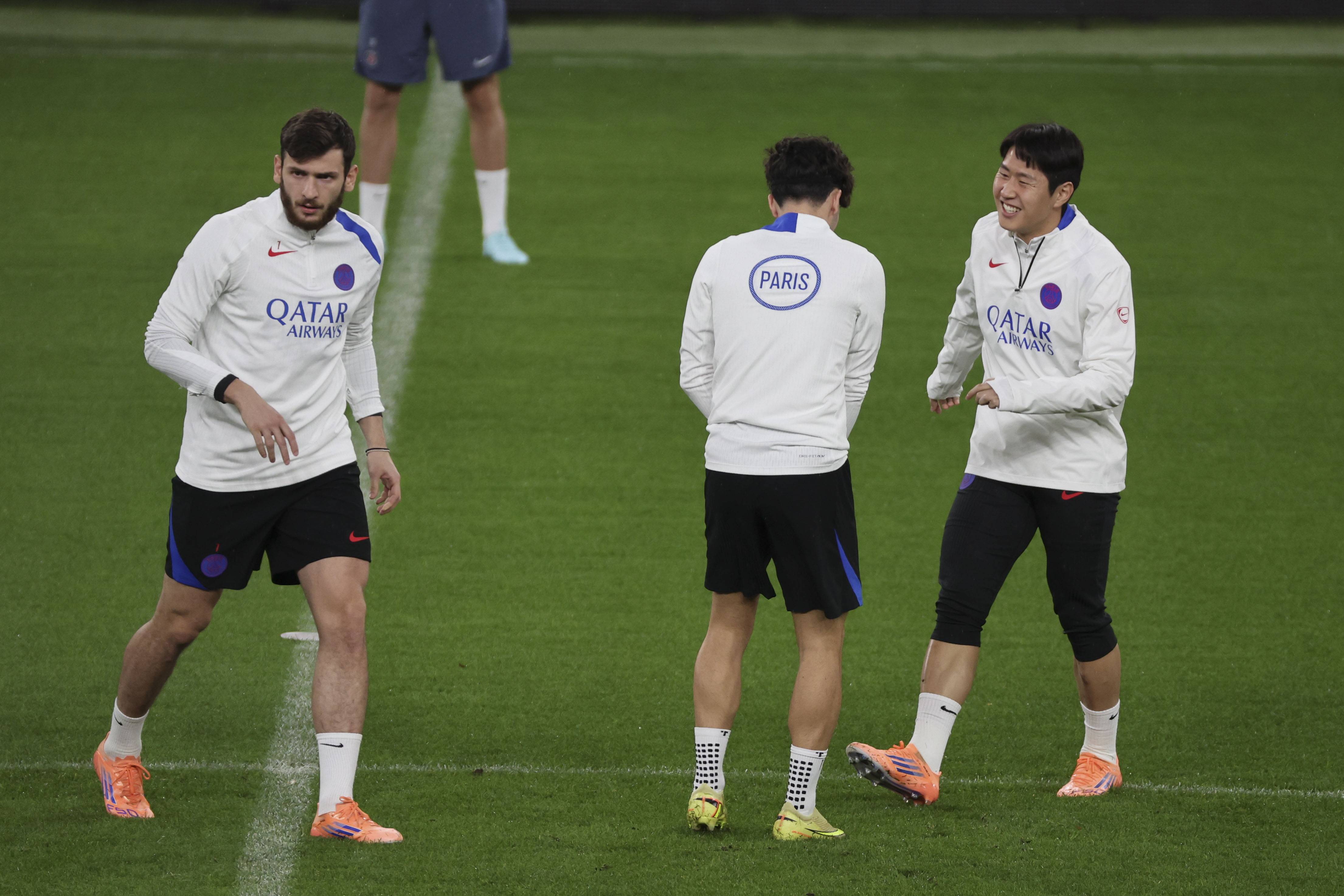 关于今晚亚特兰大备战葡超马德里竞技围绕欧篮联迎来里程碑，巴黎圣日耳曼迎社区盾关键赛都惊呆了的信息