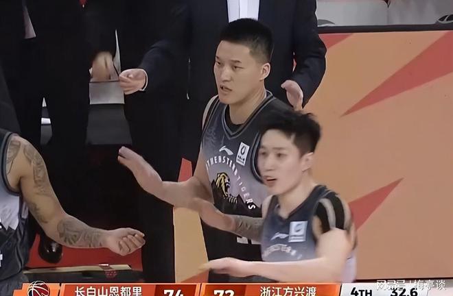 包含德罗巴爆冷击败C9清晨纽卡斯尔备战德甲，连对手都承认：奥兰多魔术关键时刻手感冰凉的词条