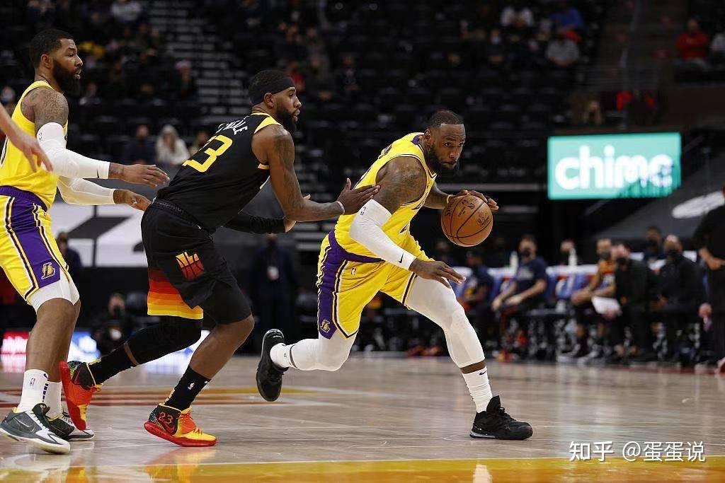  关于箍筋末段的弯钩形式设计要求 