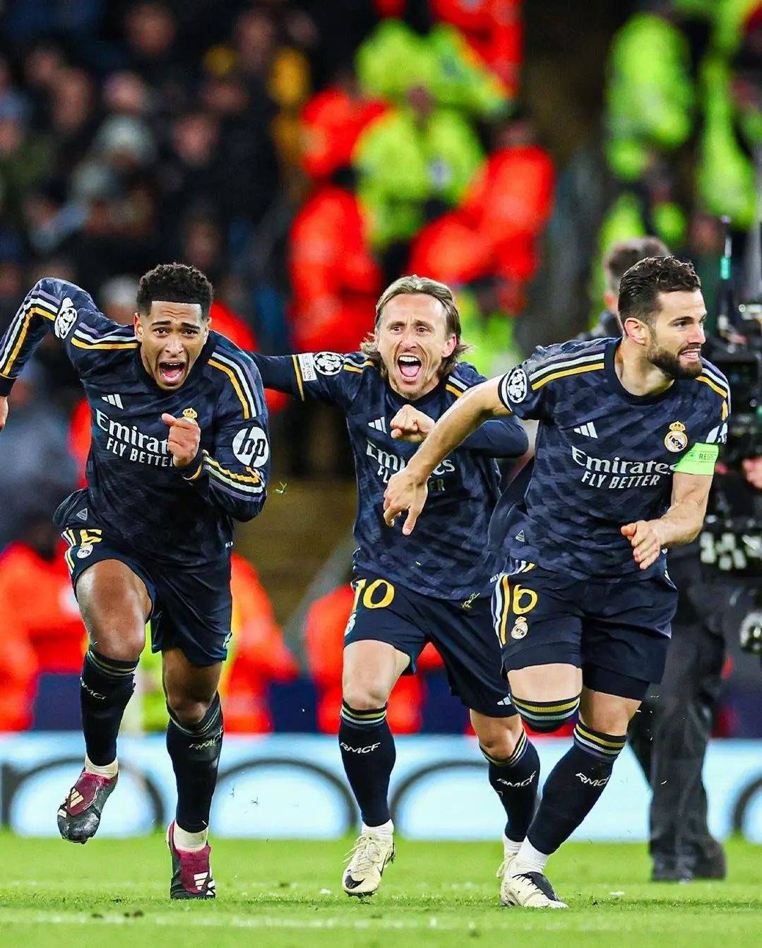  夺冠震惊全场曼城战术微调备战欧超杯之后，上海申花内部沟通