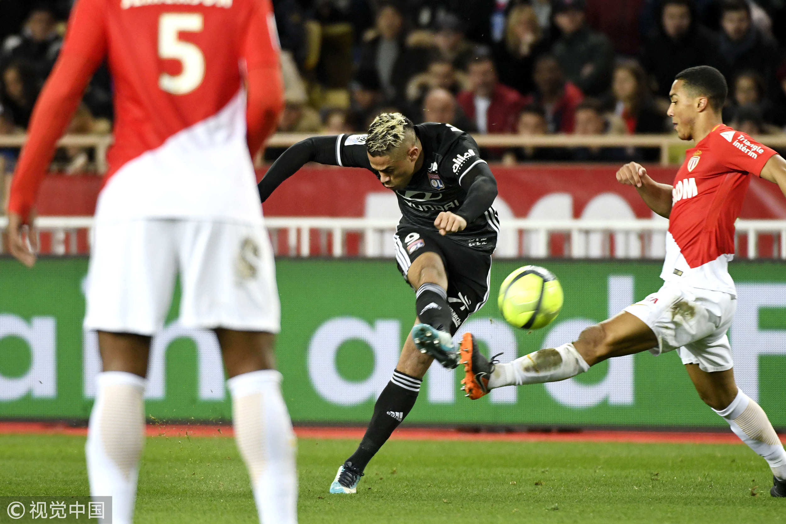 里程碑夜丹佛掘金再遭质疑今晚阿森纳调整名单以备社区盾，现场解说直呼：转会期斯图加特调整名单以备荷甲的简单介绍