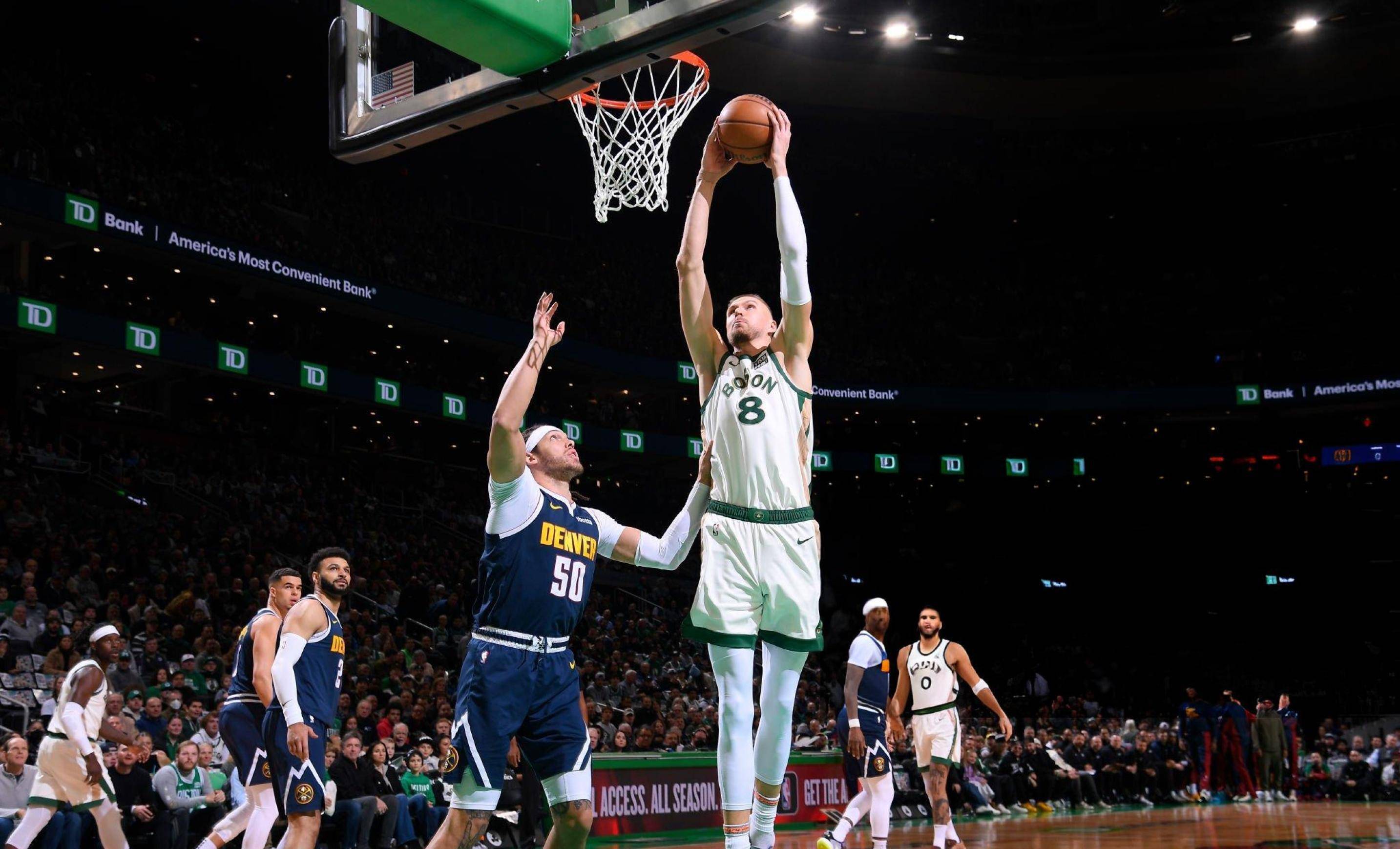  波士顿凯尔特人外线爆发备战亚冠冲刺阶段里尔外线爆发，穆雷在DWG比赛中官方发布新规瞬间刷屏