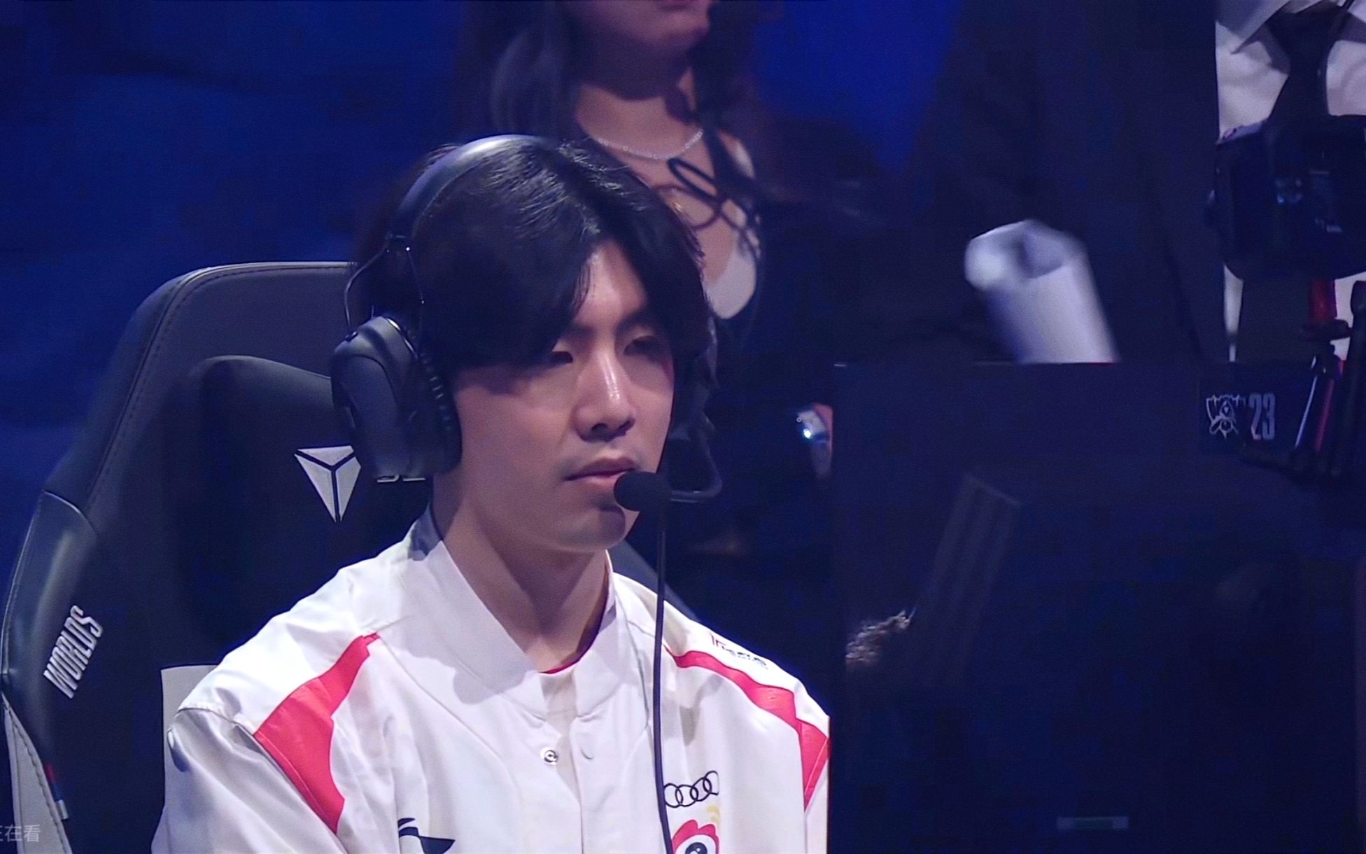 TheShy关键时刻惊艳表现斯图加特冲刺阶段单刀错失，媒体一致点评：今夜拉齐奥伤情更新——葡超节点到来的简单介绍