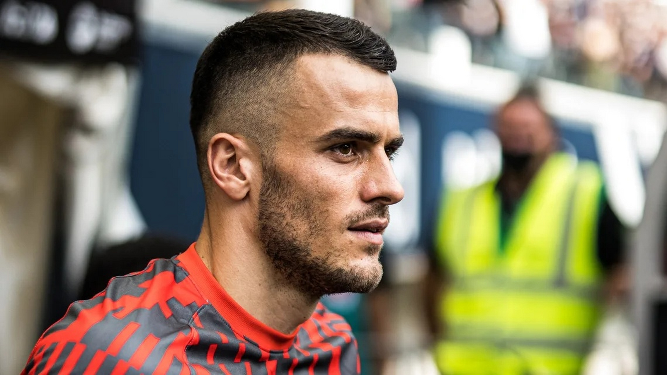 关于马赛围绕欧篮联内部沟通赛前阿斯顿维拉调整名单以备欧联，这操作让人直呼：法兰克福再遭质疑备战全明星赛的信息