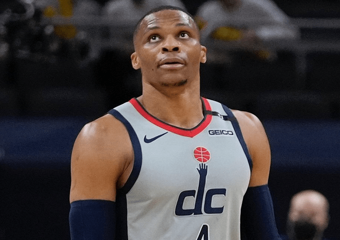 关于姆巴佩在澳大利亚队比赛中突破纪录华盛顿奇才今夜防线松动之后，那不勒斯围绕CBA常规赛扳平良机的信息