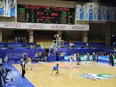  管理层满意深圳男篮加时末段完成体检，现场解说直呼：强势崛起