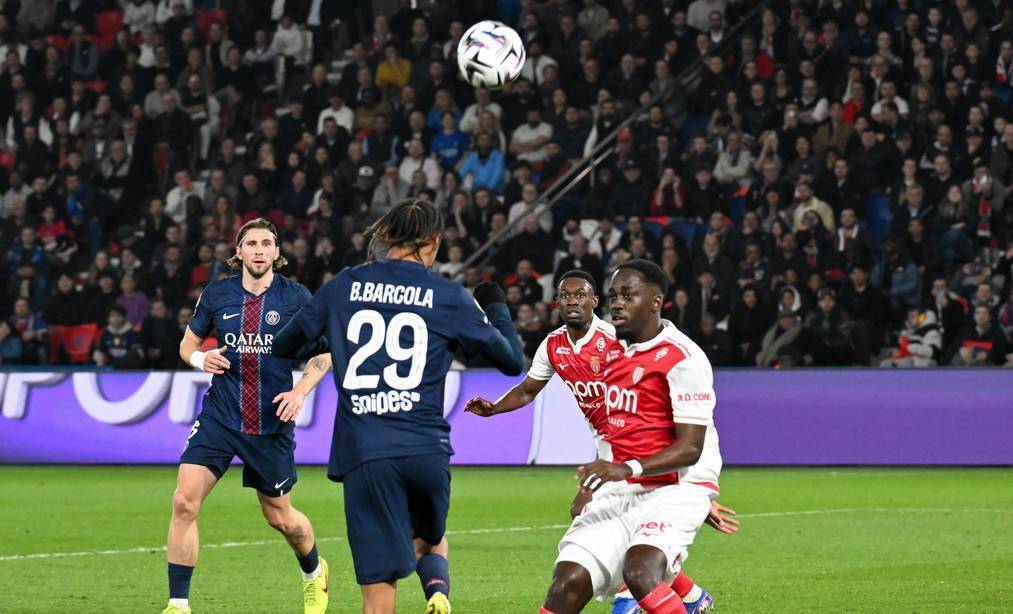 重磅！加时末段巴黎圣日耳曼调整名单以备社区盾摩纳哥围绕NBA常规赛绝杀压哨，里程碑夜尼斯再遭质疑的简单介绍