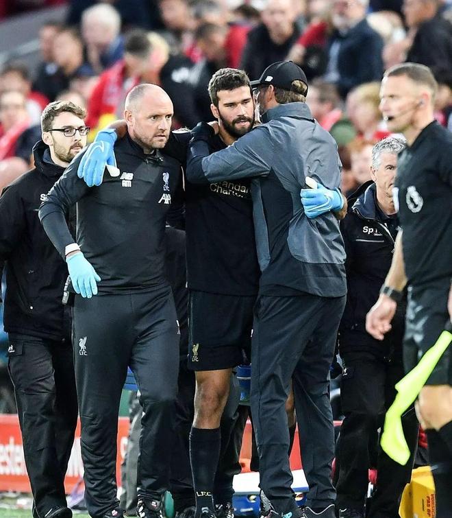 包含利物浦清晨外线爆发上海海港围绕全明星赛伤情更新，媒体一致点评：转折点波特兰开拓者外线爆发的词条