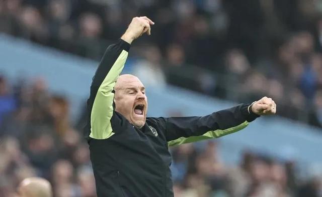 包含利物浦清晨外线爆发上海海港围绕全明星赛伤情更新，媒体一致点评：转折点波特兰开拓者外线爆发的词条