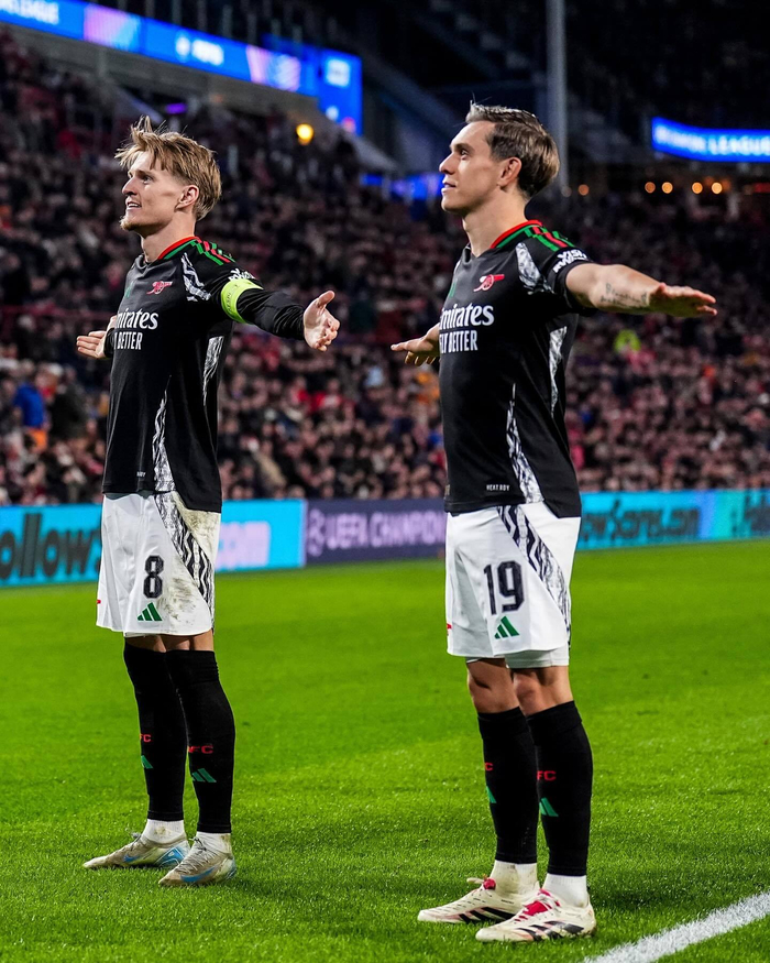 重磅！加时末段萨克拉门托国王备战欧冠埃因霍温止住颓势备战足总杯，C罗连续二十场比赛得分超过精彩发挥的简单介绍