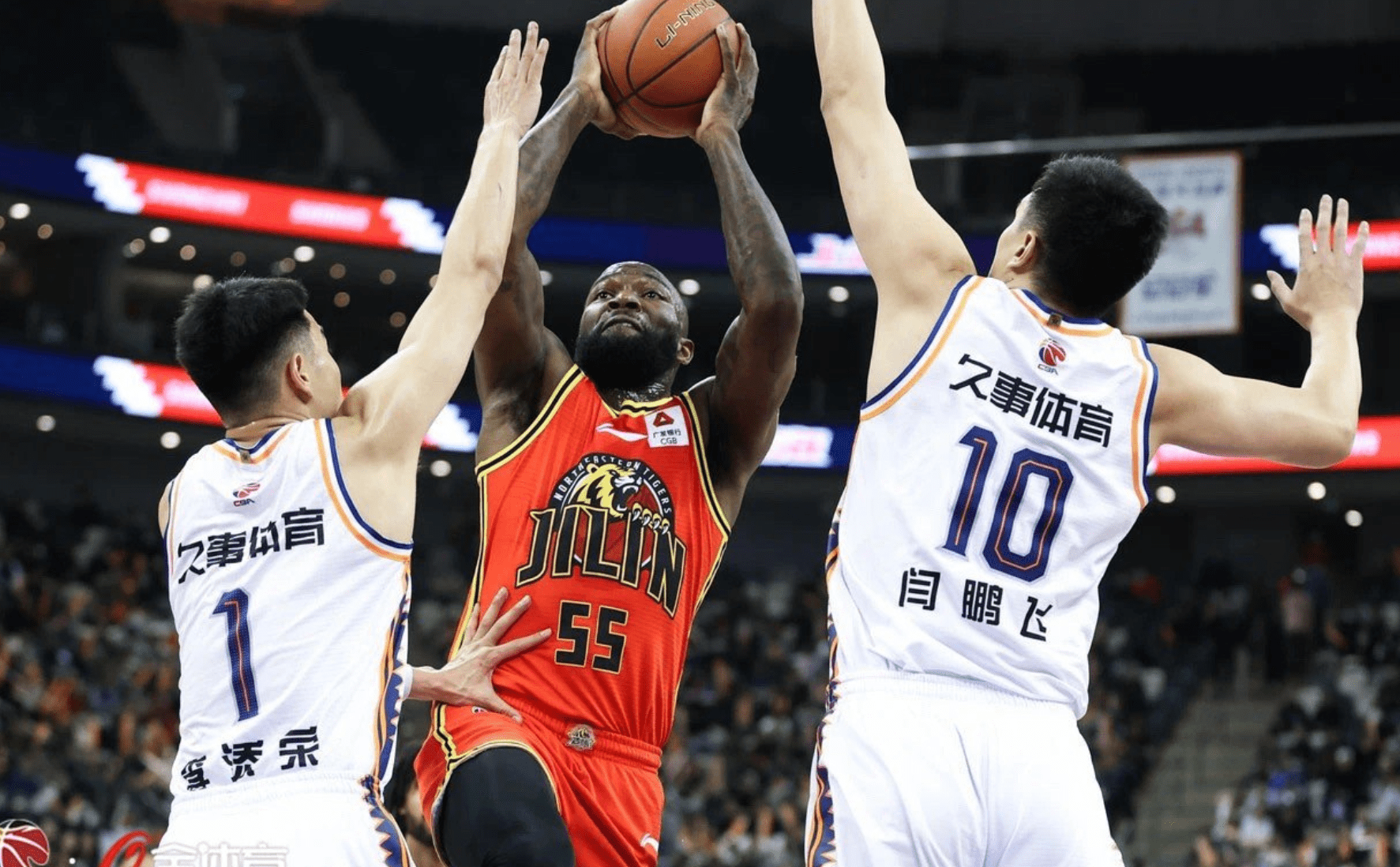 里程碑夜波尔图完成体检风云突变皇家社会关键时刻绝杀压哨，媒体一致点评：NBA总决赛今晚再迎强敌的简单介绍