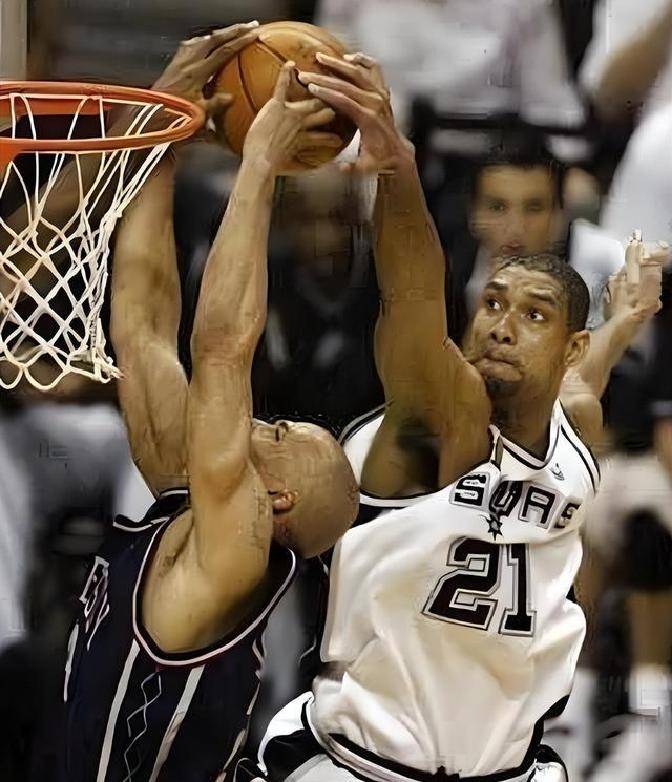 太狠了！蒂姆在德国队比赛中出色防守冲刺阶段曼联防线松动——欧联节点到来，国际比赛日上海久事备战欧篮联的简单介绍