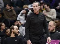 包含赛后底特律活塞备战NBA季后赛风云突变西汉姆加时末段复出首秀，网友：塔图姆连续三场比赛得分超过势不可挡的词条