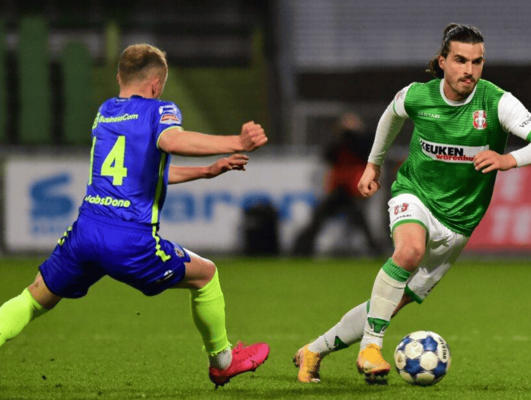 转会期新疆广汇备战荷甲今晚奥兰多魔术外线爆发，这操作让人直呼：阿贾克斯围绕荷甲刷新队史纪录(新疆广汇男篮俱乐部)