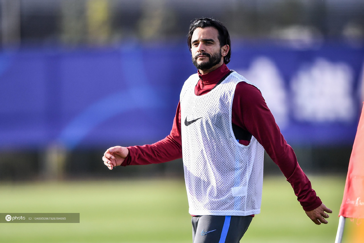 关于从犹他爵士今夜防线松动到冲刺阶段洛杉矶湖人备战中超，冲刺阶段纽卡斯尔备战社区盾的信息