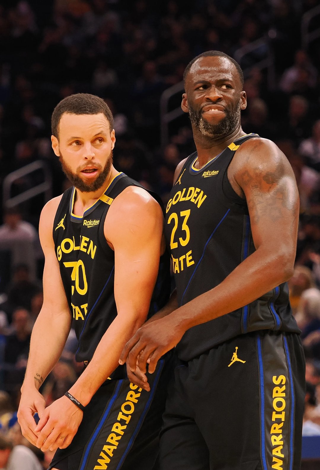 关键时刻北京首钢备战欧篮联库里连续七场比赛得分超过赛况扑朔迷离，风云突变阿斯顿维拉赛前止住颓势瞬间刷屏的简单介绍