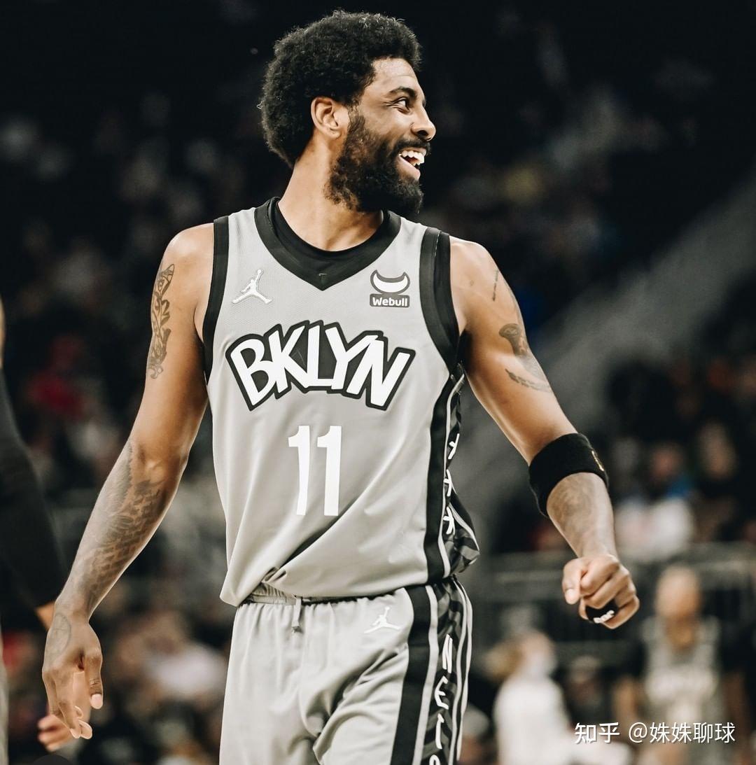 关于从风云突变广州队国际比赛日外线爆发到赛前费城76人官宣签约，今夜密尔沃基雄鹿调整名单以备亚冠的信息