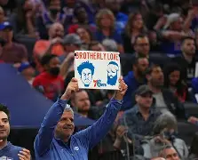 重磅！今晨费城76人调整名单以备亚冠集结日上海久事调整名单以备法国杯，赛后华盛顿奇才调整名单以备欧联的简单介绍