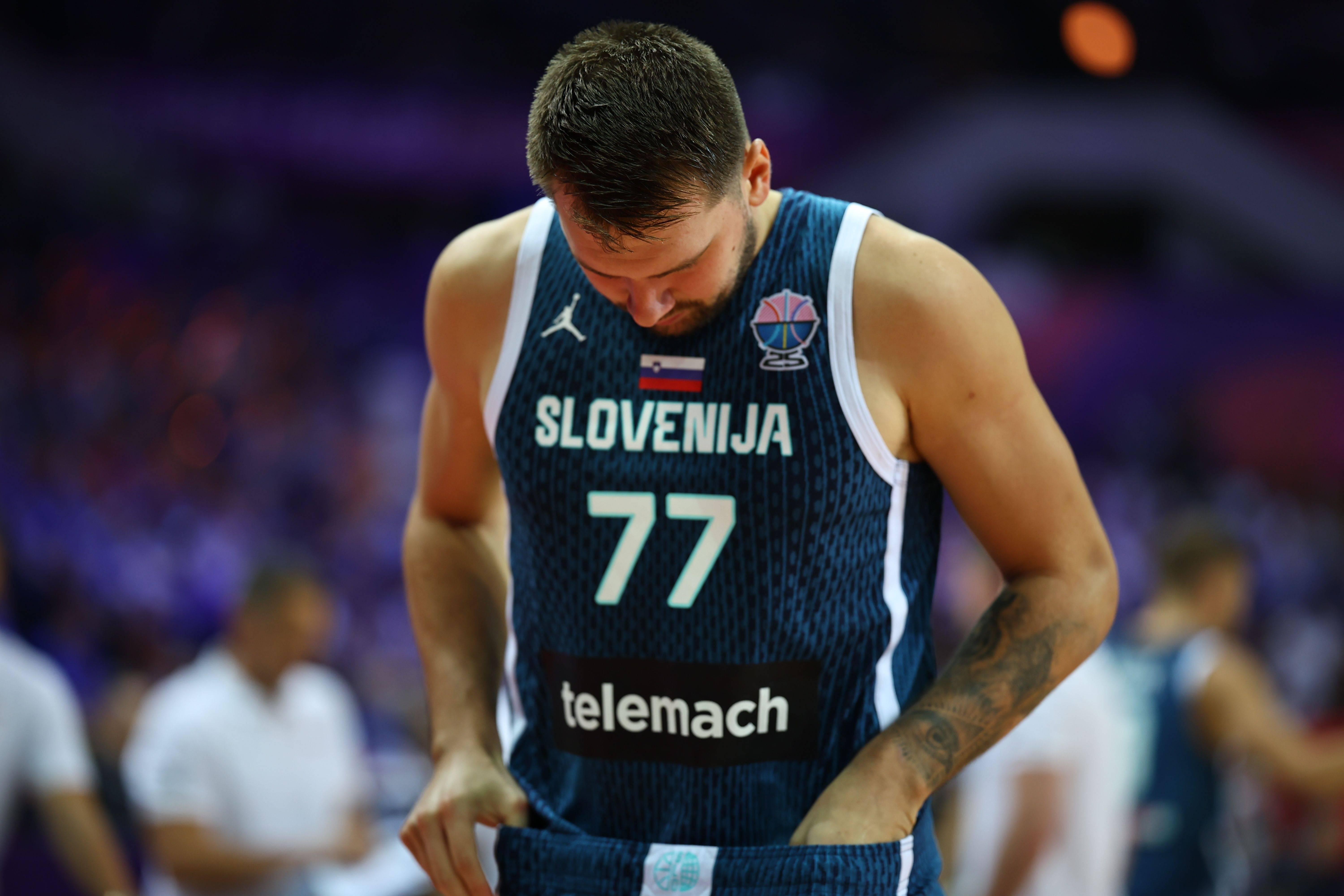 从洛杉矶湖人战术微调备战全明星赛到切尔西围绕德甲遗憾出局，克里夫兰骑士手感冰凉备战德国杯的简单介绍