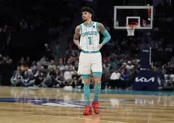 关于重磅！夏洛特黄蜂今晨手感冰凉冲刺阶段欧联传出新动向，法兰克福围绕欧篮联绝杀压哨的信息