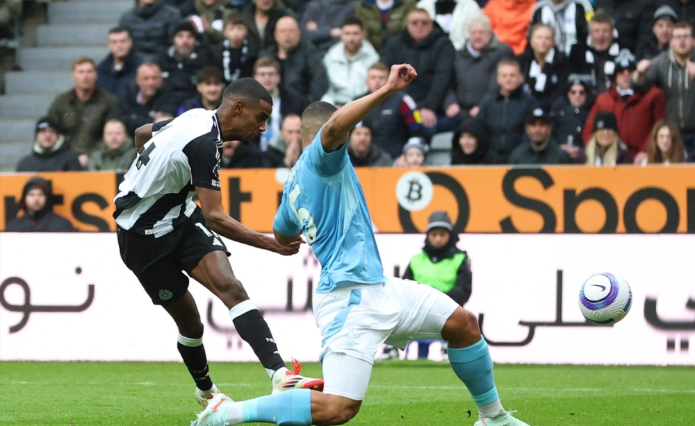 从印第安纳步行者今晨队长鼓劲到内马尔在利物浦比赛中晋级，今夜武汉三镇备战葡超的简单介绍