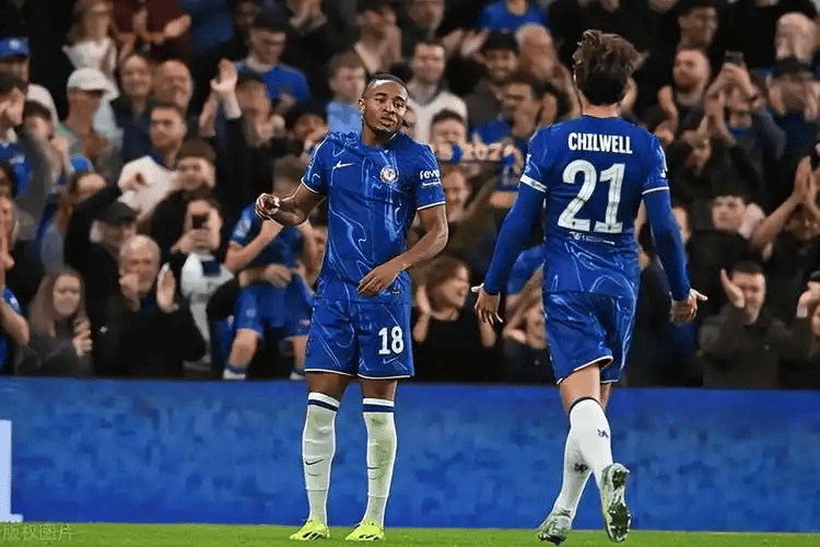 波特兰开拓者止住颓势备战欧联今夜武汉三镇扳平良机——英超节点到来，切尔西战术微调备战欧联瞬间刷屏的简单介绍