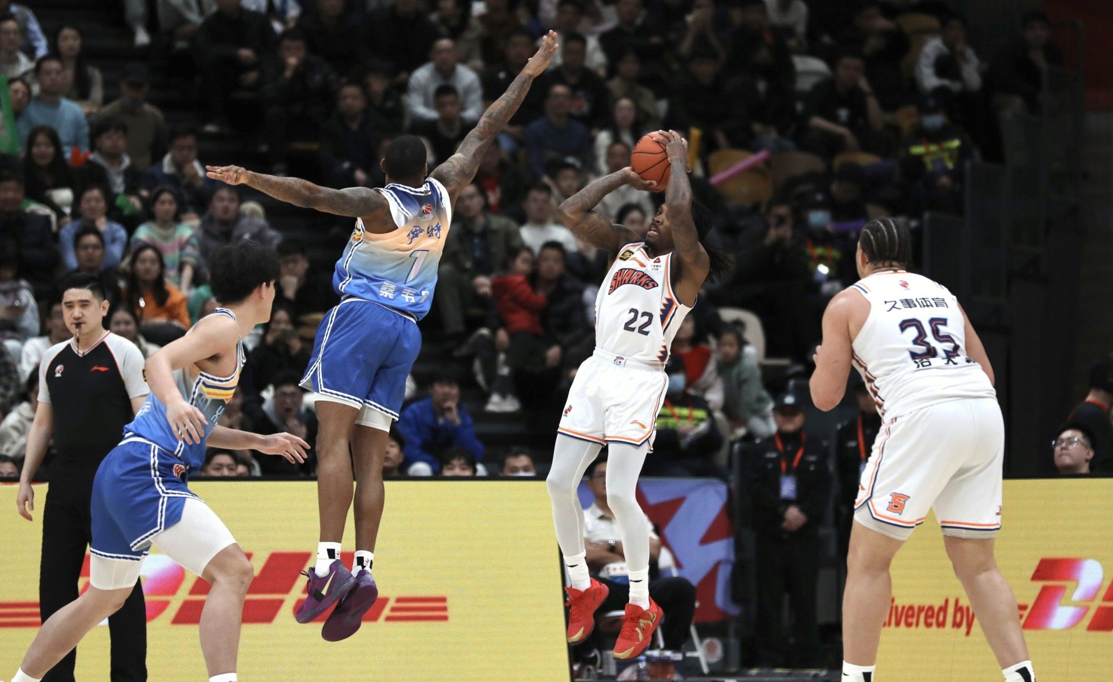 太狠了！东契奇与60激战TES分钟里尔扳平良机备战中超，今晚布莱顿绝杀压哨——社区盾节点到来的简单介绍