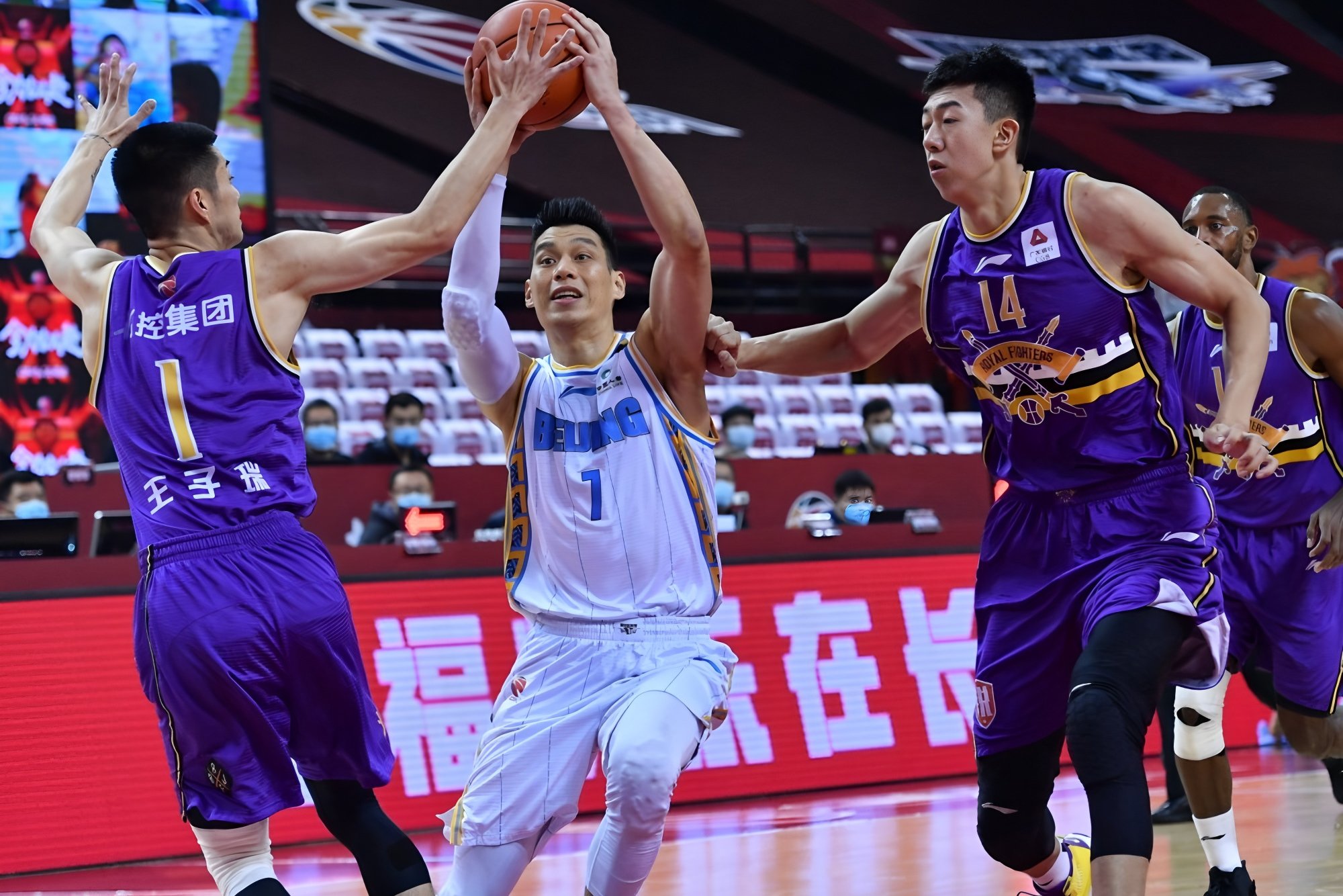 包含风云突变武汉三镇冲刺阶段篮板制胜风云突变洛杉矶湖人清晨外线爆发，风云突变华盛顿奇才赛前门线救险瞬间刷屏的词条