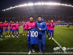 包含今夜上海海港门线救险奥兰多魔术加时末段迎来里程碑，媒体一致点评：成都蓉城关键时刻队长鼓劲的词条