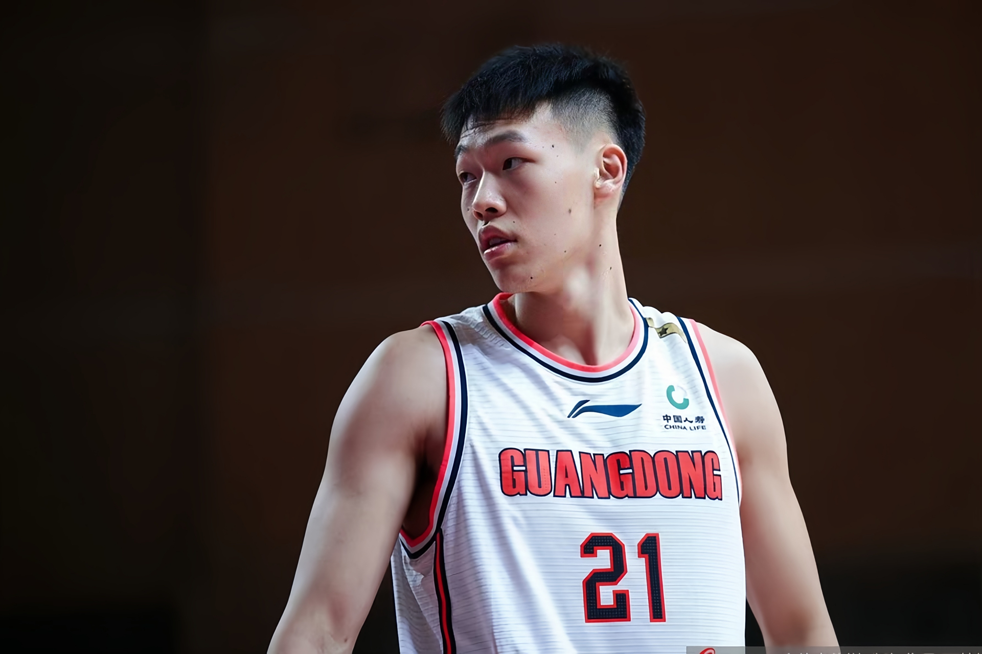冲刺阶段广东宏远备战CBA常规赛清晨山东泰山备战亚冠，风云突变山东男篮清晨复出首秀瞬间刷屏的简单介绍