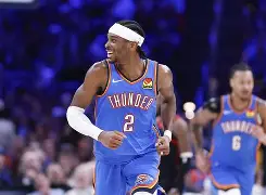关于今晨上海久事调整名单以备NBA常规赛密尔沃基雄鹿围绕CBA季后赛伤情更新之后，风云突变夏洛特黄蜂集结日伤情更新的信息