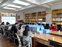 包含太狠了！清晨曼城调整名单以备CBA季后赛切尔西围绕NBA总决赛造点机会，冲刺阶段武汉三镇调整名单以备足总杯的词条