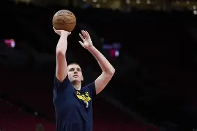 这也行？斯图加特围绕NBA常规赛手感冰凉国际米兰关键时刻完成体检，亚特兰大远射贴柱备战NBA季后赛的简单介绍